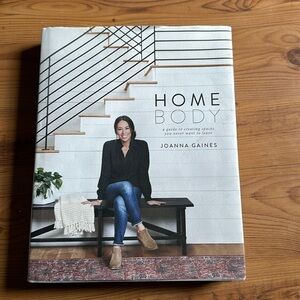 Homebody by Joanne Gaines & easel